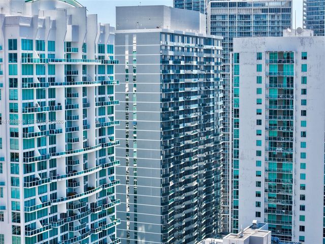 77 SE 5th St 1615, Miami, FL 33131