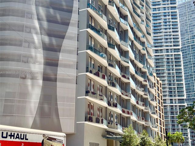 77 SE 5th St 1615, Miami, FL 33131