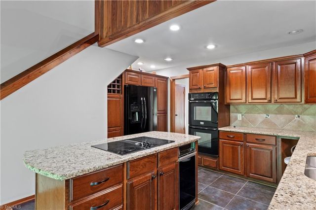 110 Dayspring Way, Mocksville, NC 27028