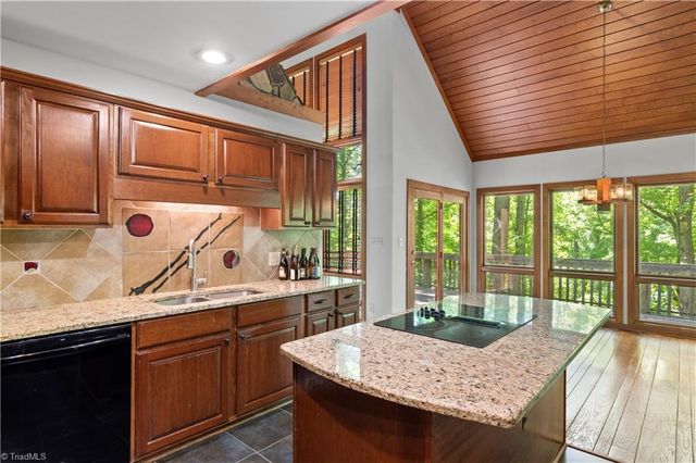 110 Dayspring Way, Mocksville, NC 27028