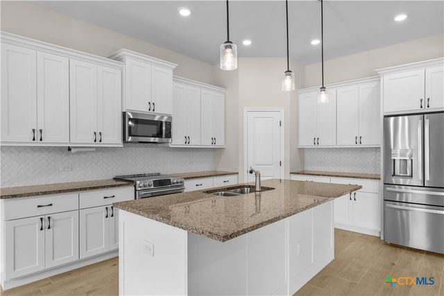 3405 Waggoner Drive, Belton, TX 76513