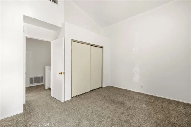 22713 Copper Hill 44, Saugus, CA 91350