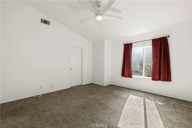 22713 Copper Hill 44, Saugus, CA 91350