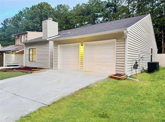 1521 Dillard Road, Stone Mountain, GA 30088