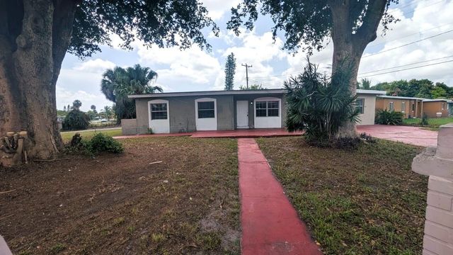 801 NW 33rd Terrace, Lauderhill, FL 33311