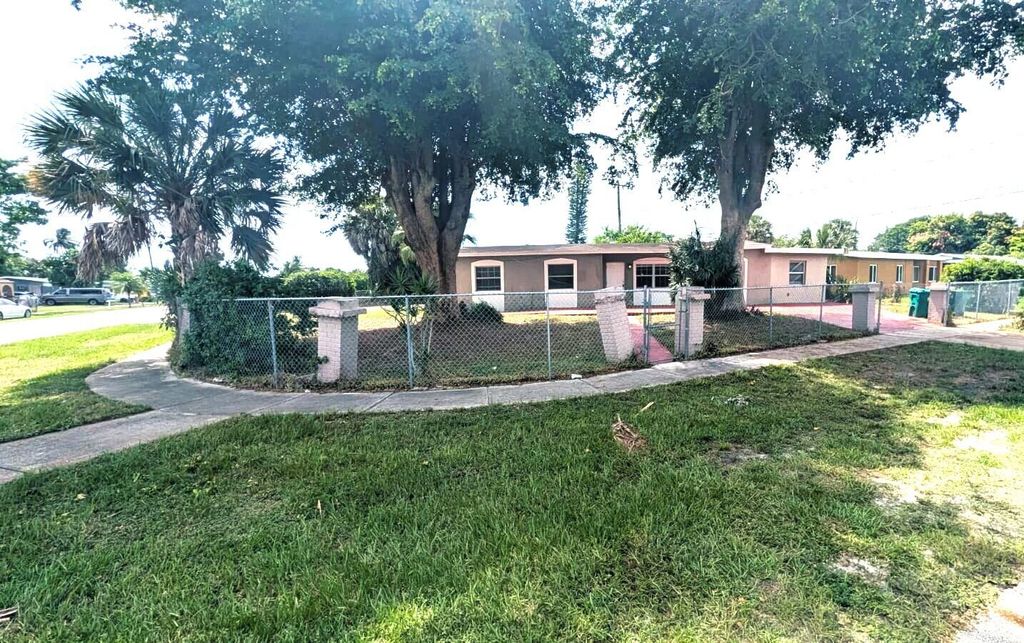 801 NW 33rd Terrace, Lauderhill, FL 33311