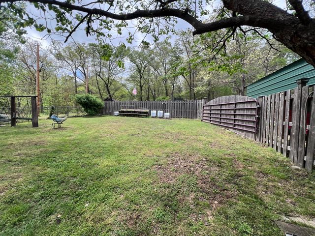 464 Lakeside Drive, Eucha, OK 74342