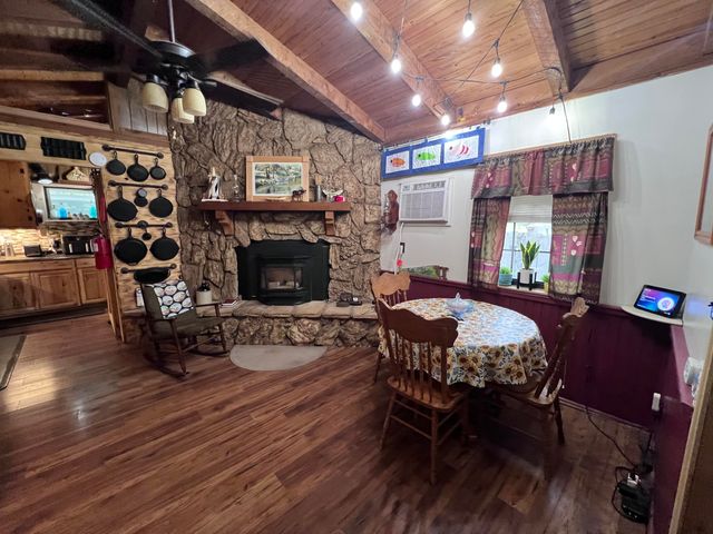 464 Lakeside Drive, Eucha, OK 74342