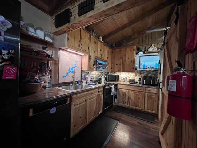 464 Lakeside Drive, Eucha, OK 74342