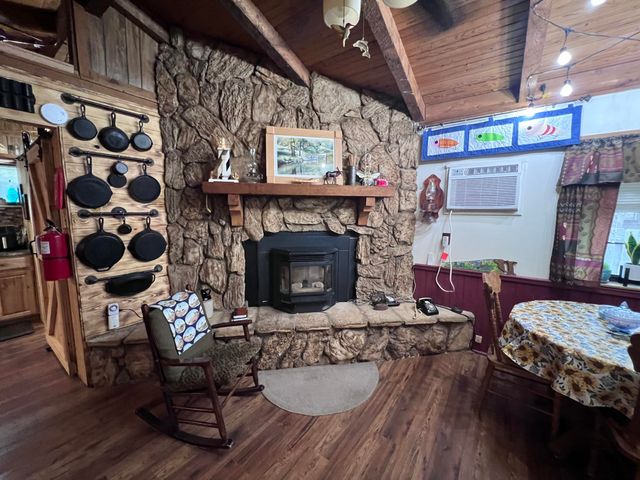 464 Lakeside Drive, Eucha, OK 74342
