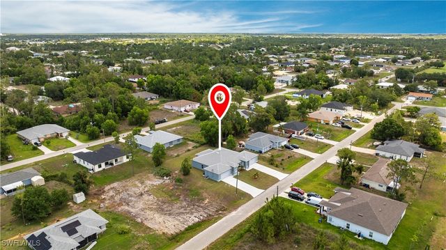 2422 Mae AVE S, Lehigh Acres, FL 33973