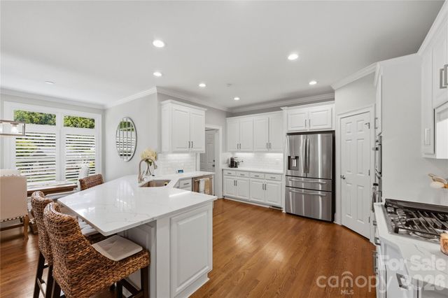 103 White Crest Court, Mooresville, NC 28117