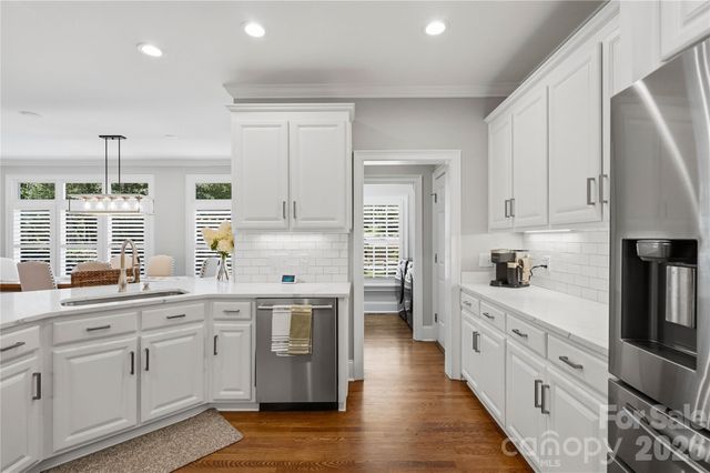 103 White Crest Court, Mooresville, NC 28117