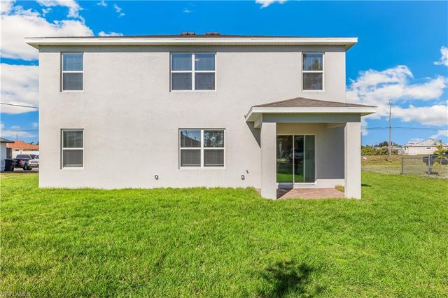 16540 Blue Coral LN, North Fort Myers, FL 33903