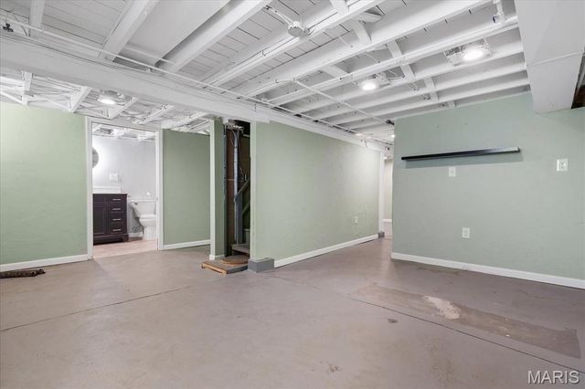 5618 Nottingham Avenue, St Louis, MO 63109