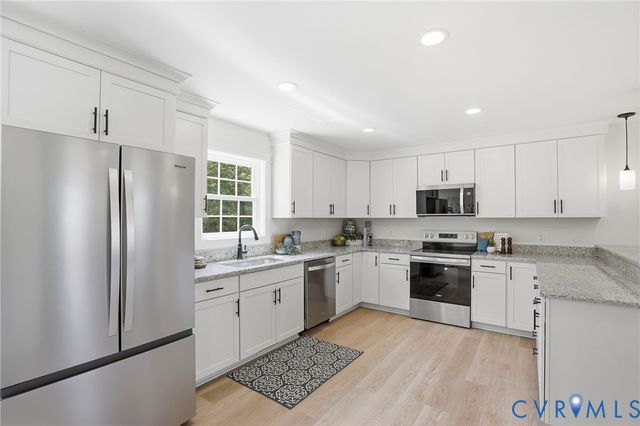 8512 Ackley Ave, Henrico, VA 23228
