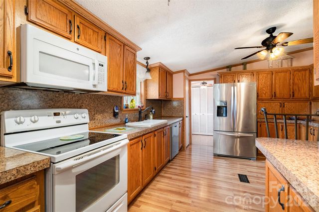 1720 Lowe Drive, Catawba, NC 28609