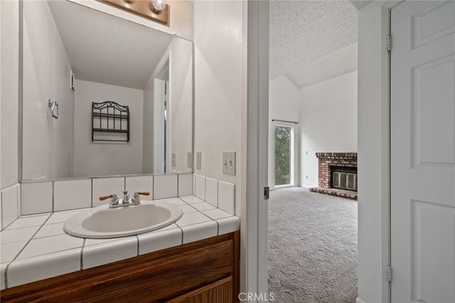 18520 Glenview Court, Tehachapi, CA 93561