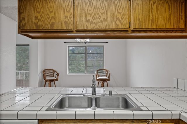 18520 Glenview Court, Tehachapi, CA 93561
