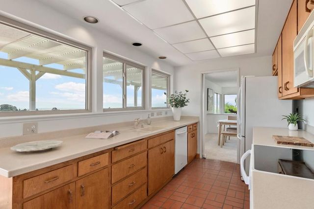 3595 Oakes Drive, Hayward, CA 94542