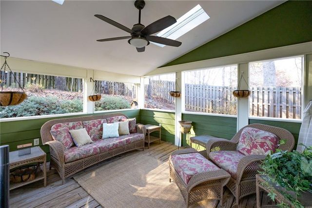 1707 Kenbrook NW Court, Acworth, GA 30101