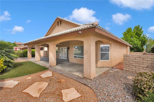 14685 Cool Glen Drive, Helendale, CA 92342