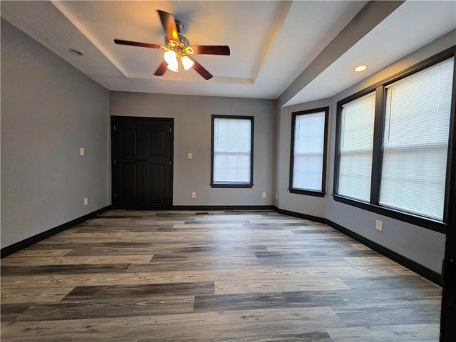 422 S 22nd Street, St Joseph, MO 64501