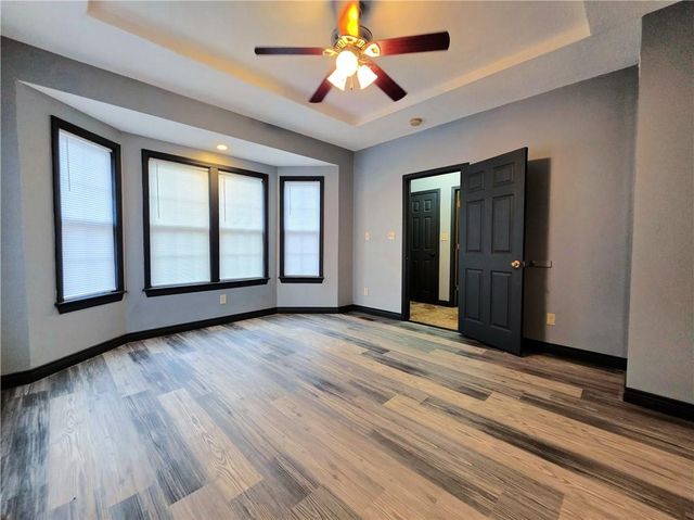 422 S 22nd Street, St Joseph, MO 64501