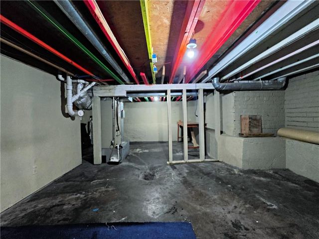 422 S 22nd Street, St Joseph, MO 64501