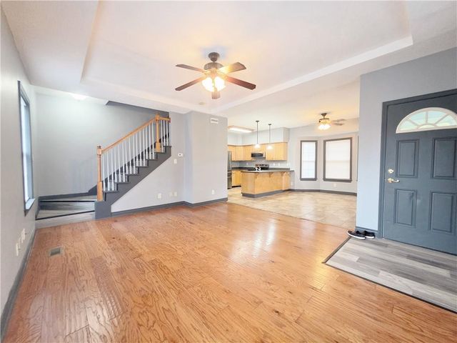 422 S 22nd Street, St Joseph, MO 64501