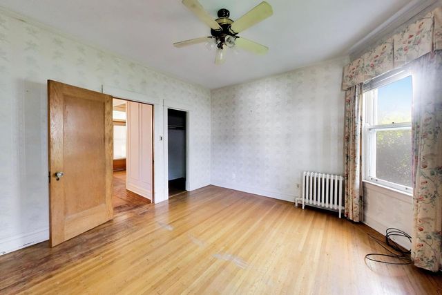 801 Gunderson Avenue, Oak Park, IL 60304