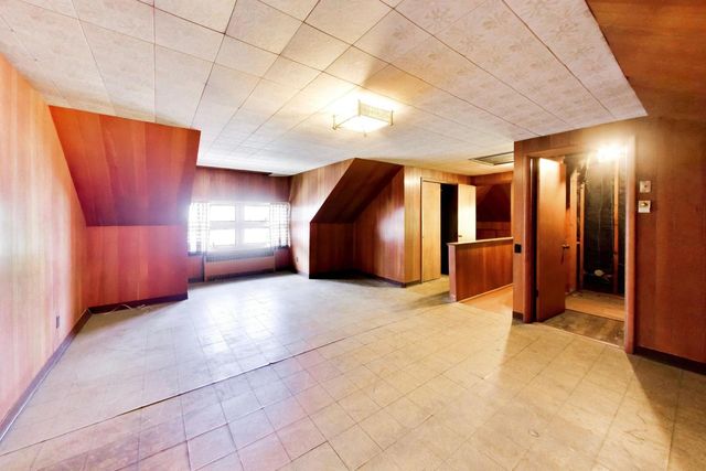 801 Gunderson Avenue, Oak Park, IL 60304