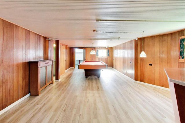 801 Gunderson Avenue, Oak Park, IL 60304