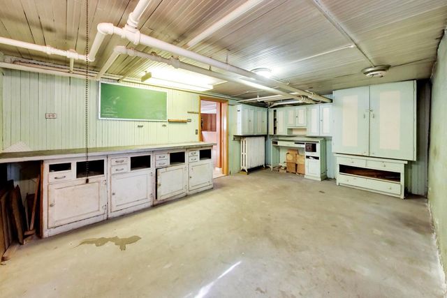 801 Gunderson Avenue, Oak Park, IL 60304