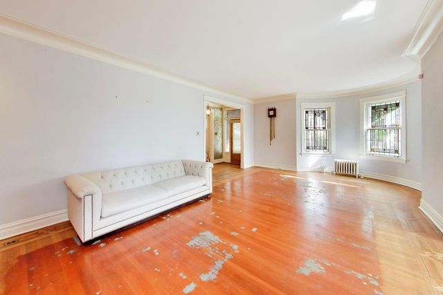 801 Gunderson Avenue, Oak Park, IL 60304