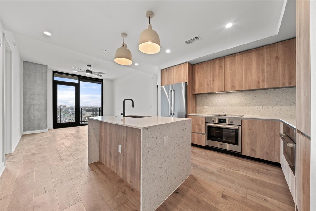 84 East Ave 2403, Austin, TX 78701