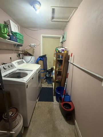 2071 NW 29th Terrace, Fort Lauderdale, FL 33311