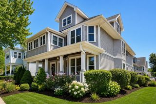 256 Watertown Street 256, Newton, MA 02458