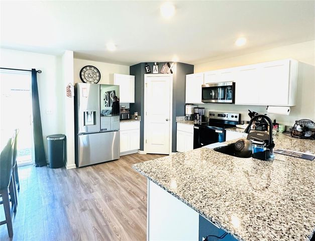 1053 AMBLESIDE DR, Haines City, FL 33844