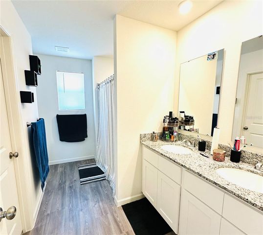 1053 AMBLESIDE DR, Haines City, FL 33844