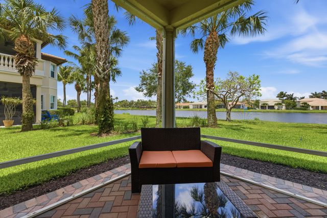 111 Tresana Boulevard 27, Jupiter, FL 33478