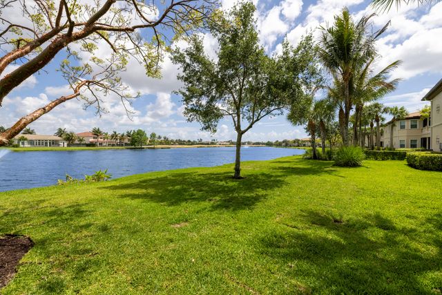 111 Tresana Boulevard 27, Jupiter, FL 33478