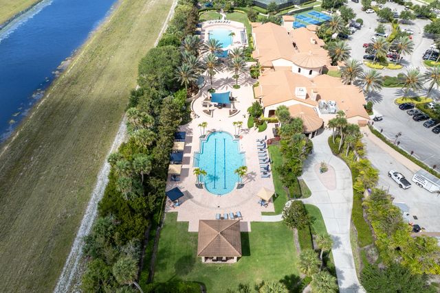 111 Tresana Boulevard 27, Jupiter, FL 33478