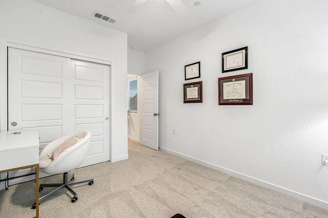 1039 Compass Drive W, Madera, CA 93636