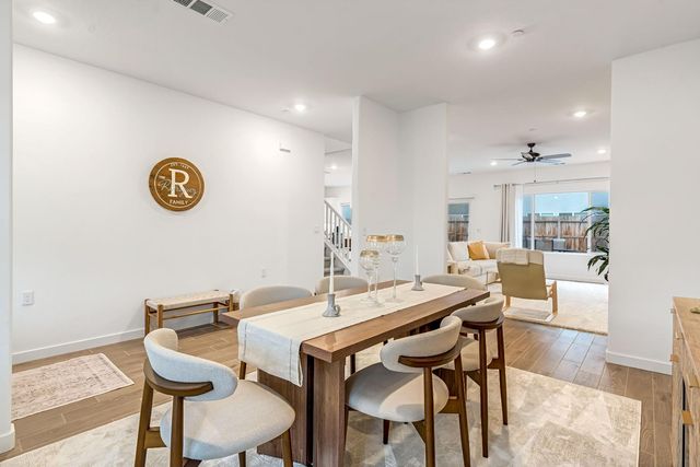 1039 Compass Drive W, Madera, CA 93636