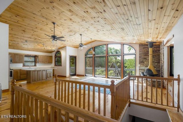 2790 Johnson Chapel Rd, Sparta, TN 38583
