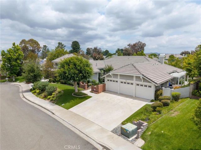 26072 Charing Cross, Valencia, CA 91355