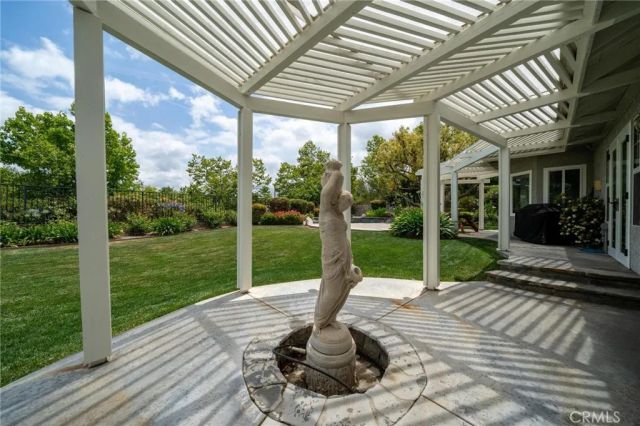 26072 Charing Cross, Valencia, CA 91355
