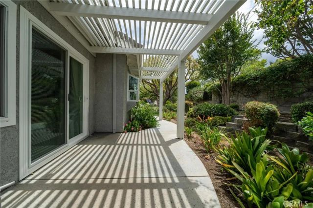 26072 Charing Cross, Valencia, CA 91355