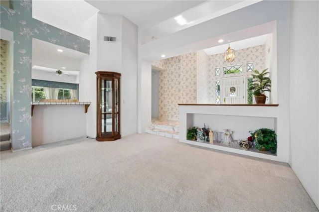 26072 Charing Cross, Valencia, CA 91355